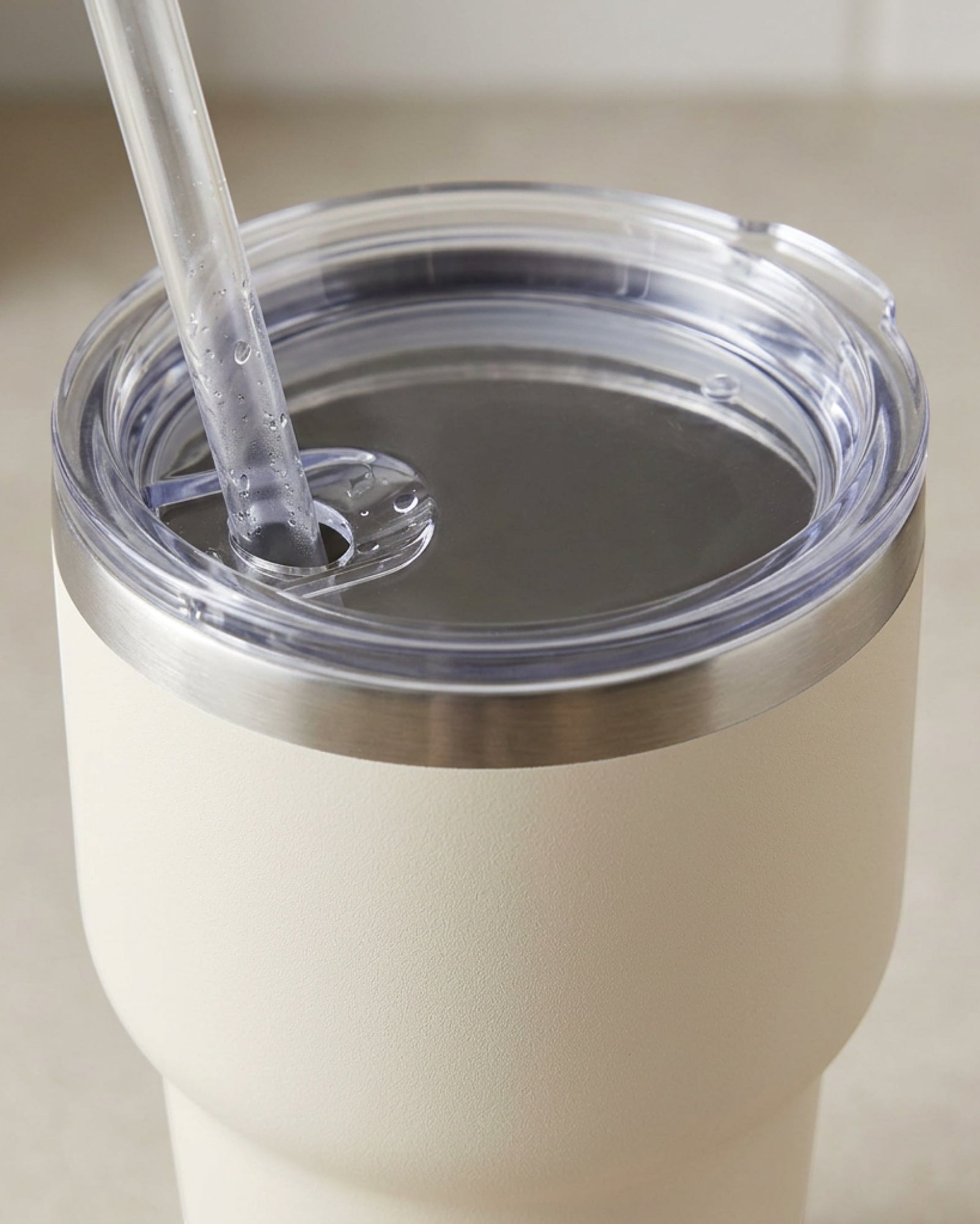 Nivt Ivory Insulated Tumbler 24 oz Straw Lid